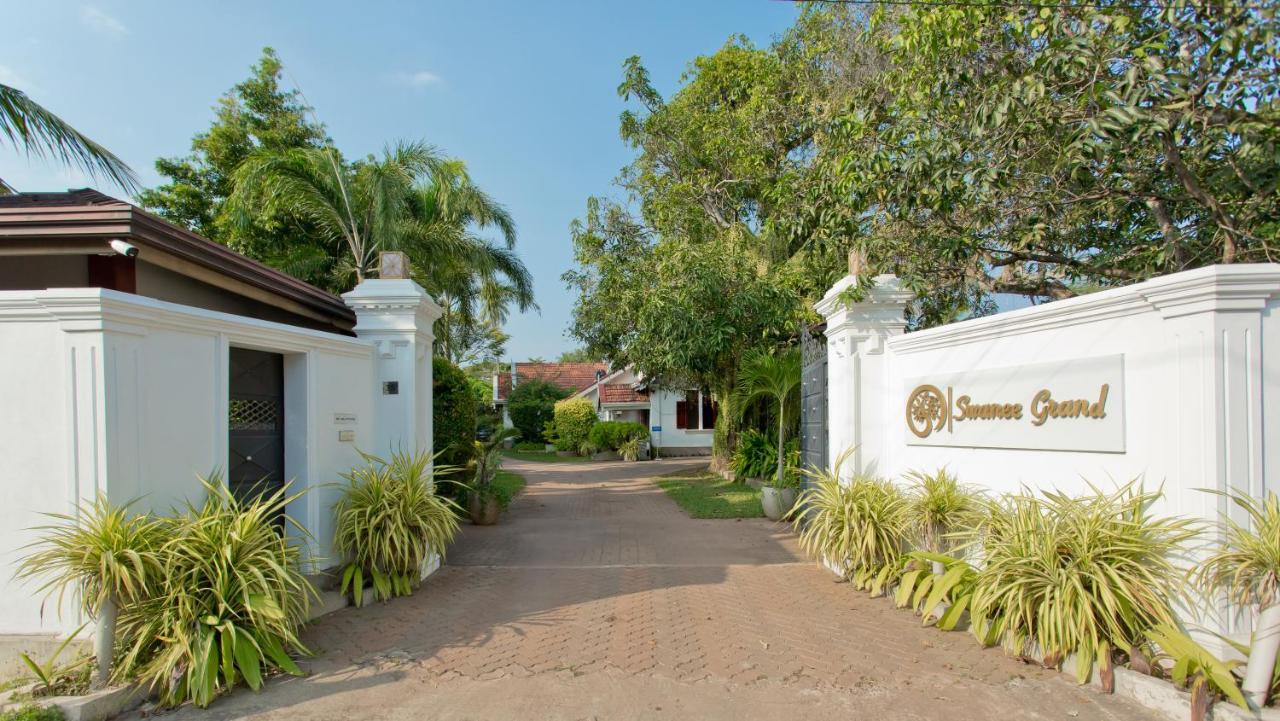 Swanee Grand Hotel Негомбо Екстериор снимка